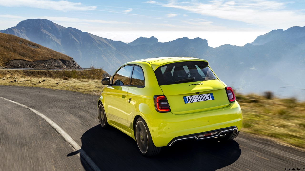 Fomos conhecer o Novo Abarth 500e! 20