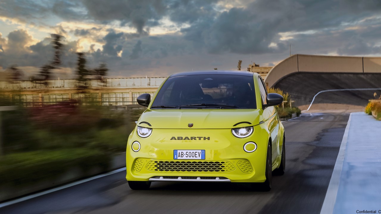 Fomos conhecer o Novo Abarth 500e! 26