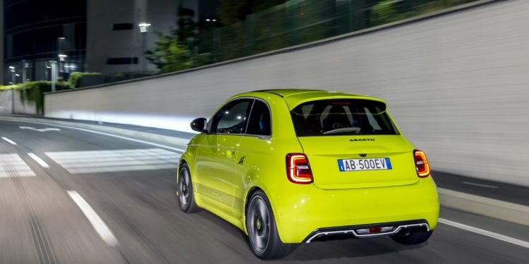 Fomos conhecer o Novo Abarth 500e! 33