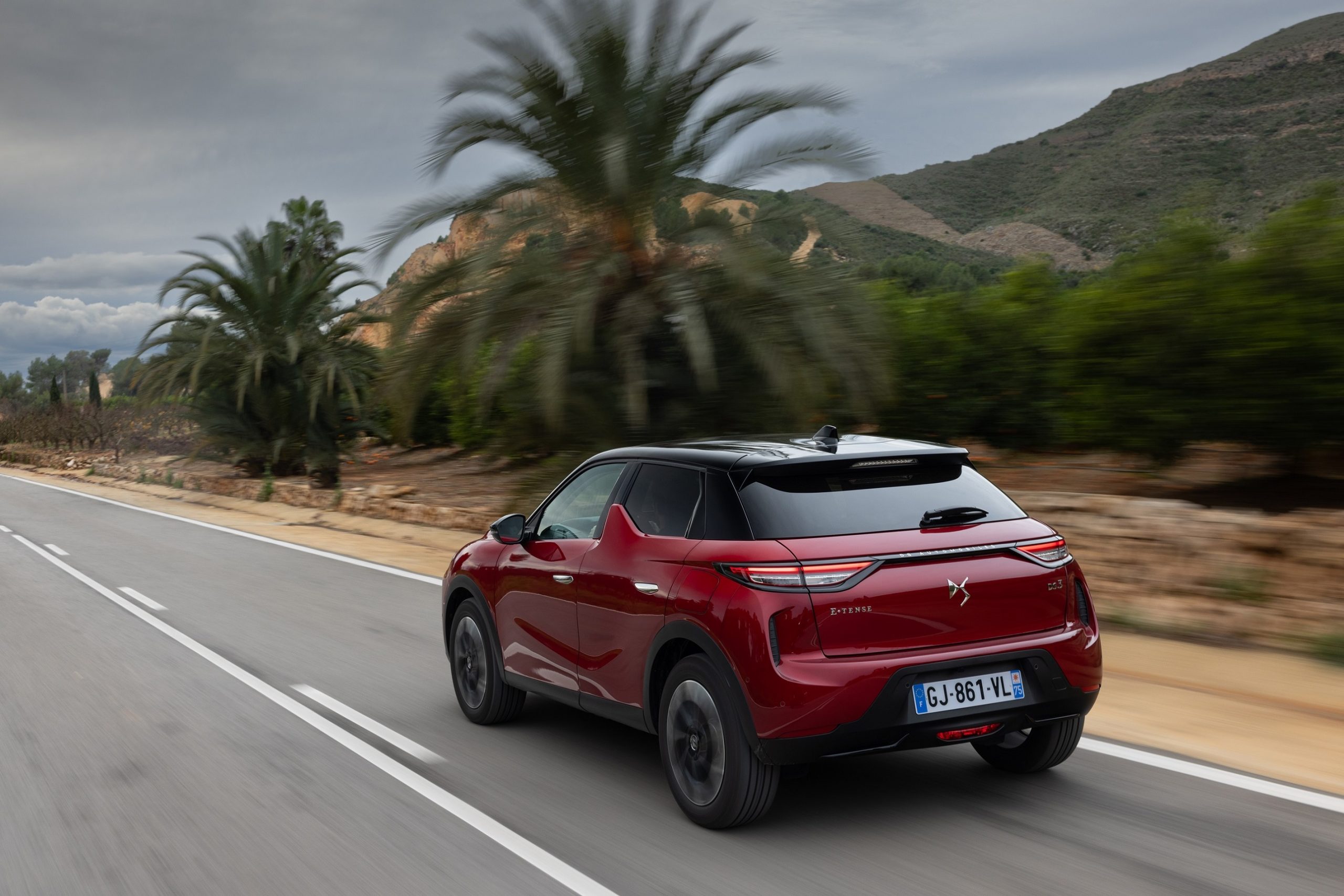 Novo DS 3 chega a Portugal aprimorado e faz estreia do novo motor elétrico 115 kW (156 cv) 20