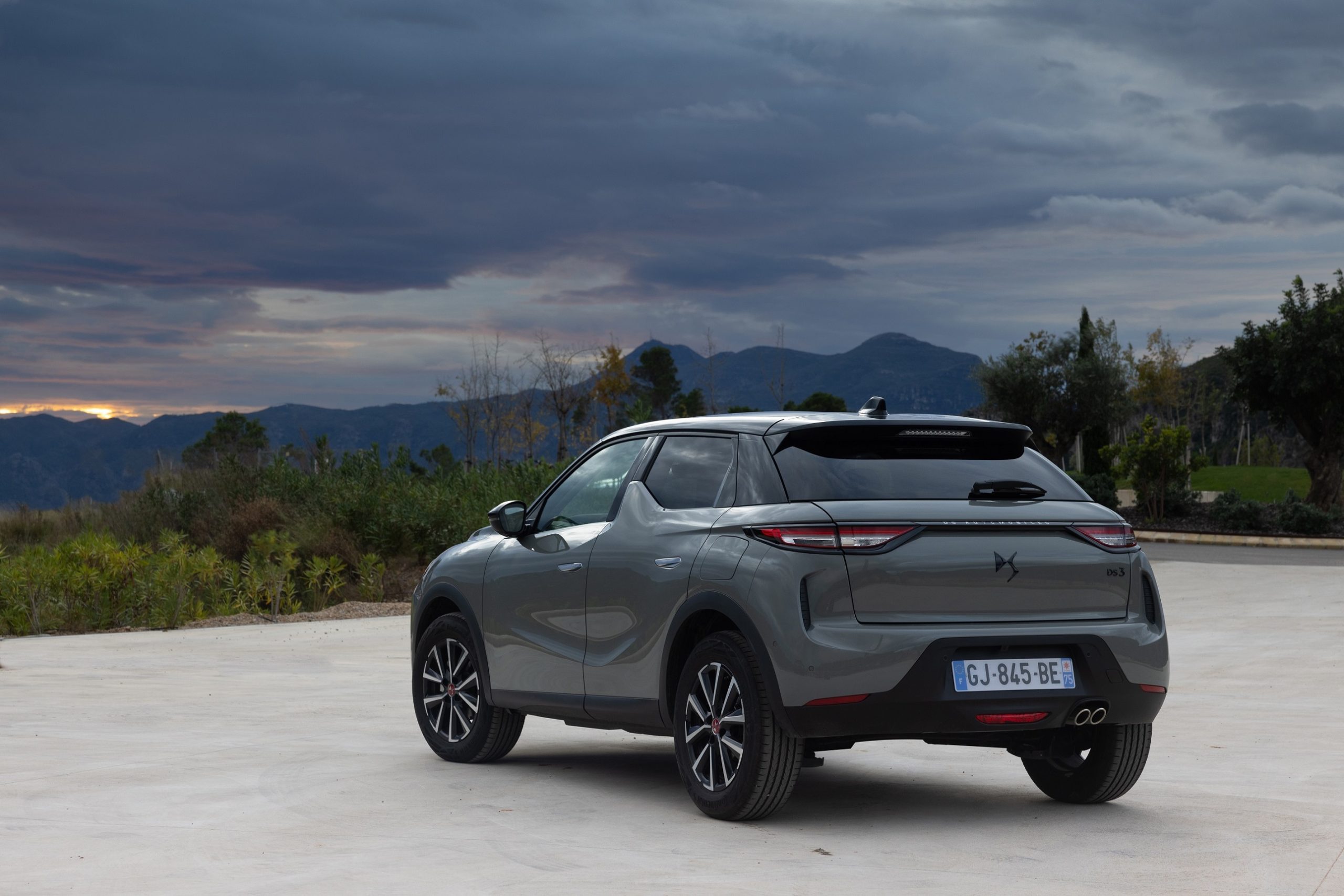 Novo DS 3 chega a Portugal aprimorado e faz estreia do novo motor elétrico 115 kW (156 cv) 22