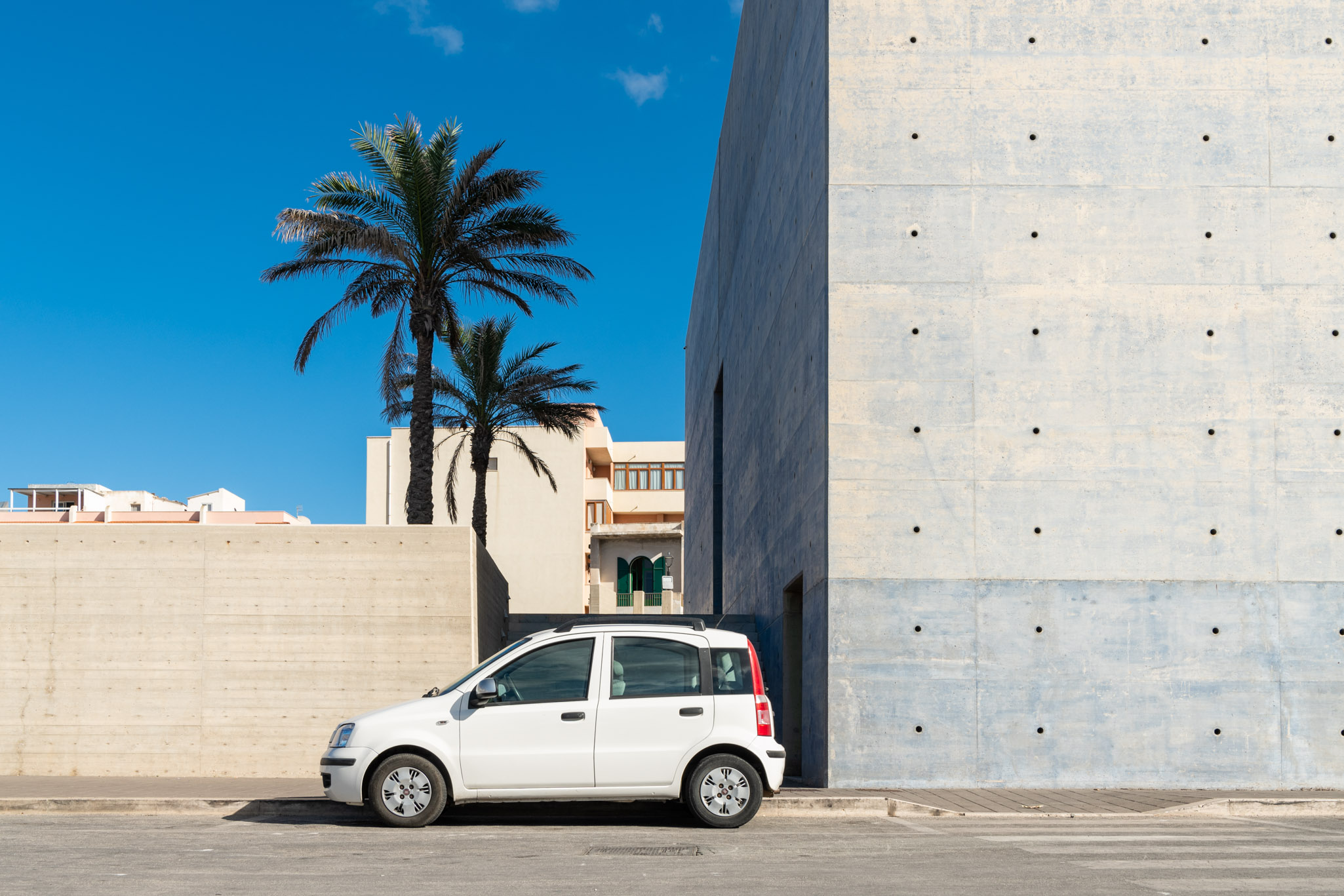"Pandelleria", onde os Panda são mais do que pessoas. O filme que celebra o ícone da FIAT e os trabalhadores da sua fábrica 16 "Pandelleria", onde os Panda são mais do que pessoas. O filme que celebra o ícone da FIAT e os trabalhadores da sua fábrica 16