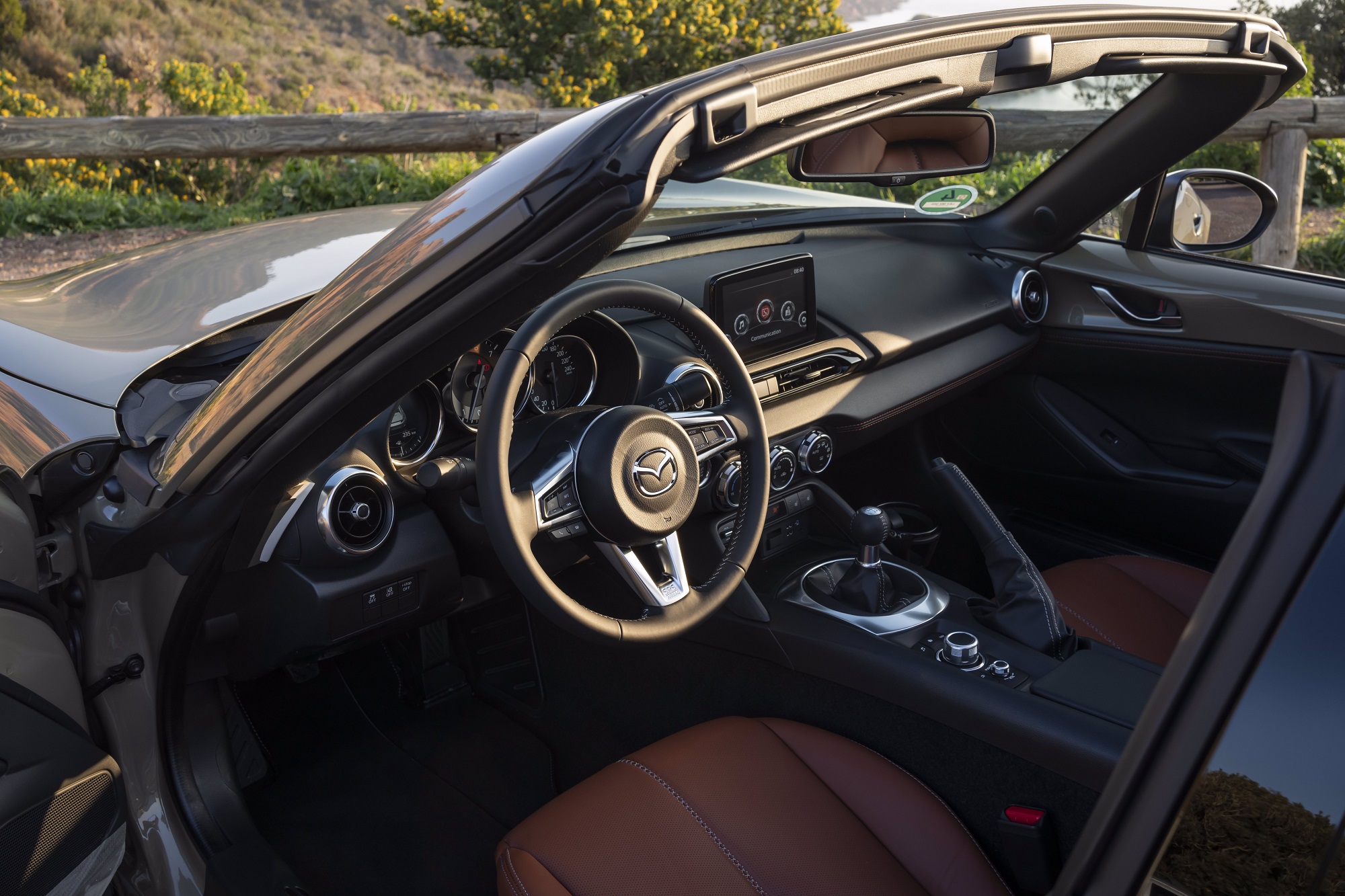 Mazda MX-5 2023: Novas opções para um maior apelo ao prazer de condução 18 Mazda MX-5 2023: Novas opções para um maior apelo ao prazer de condução 18