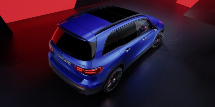 Mais funcionalidades e tecnologia atualizada para os modelos Mercedes-AMG GLA e GLB 27