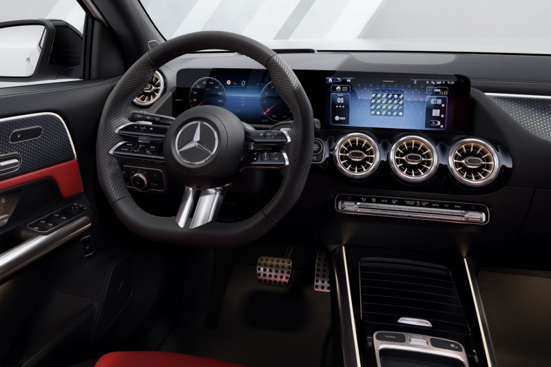SUV compacto desportivo com inúmeras inovações: o novo Mercedes-Benz GLA 20
