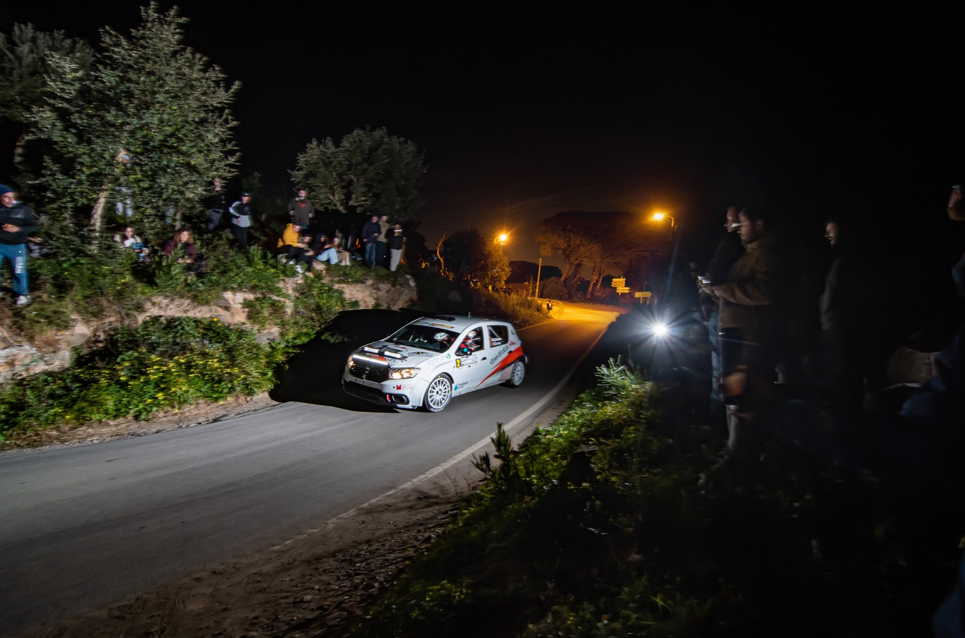 Gil Antunes e Diogo Correia regressam ao pódio no Rallye Das Camélias! 16