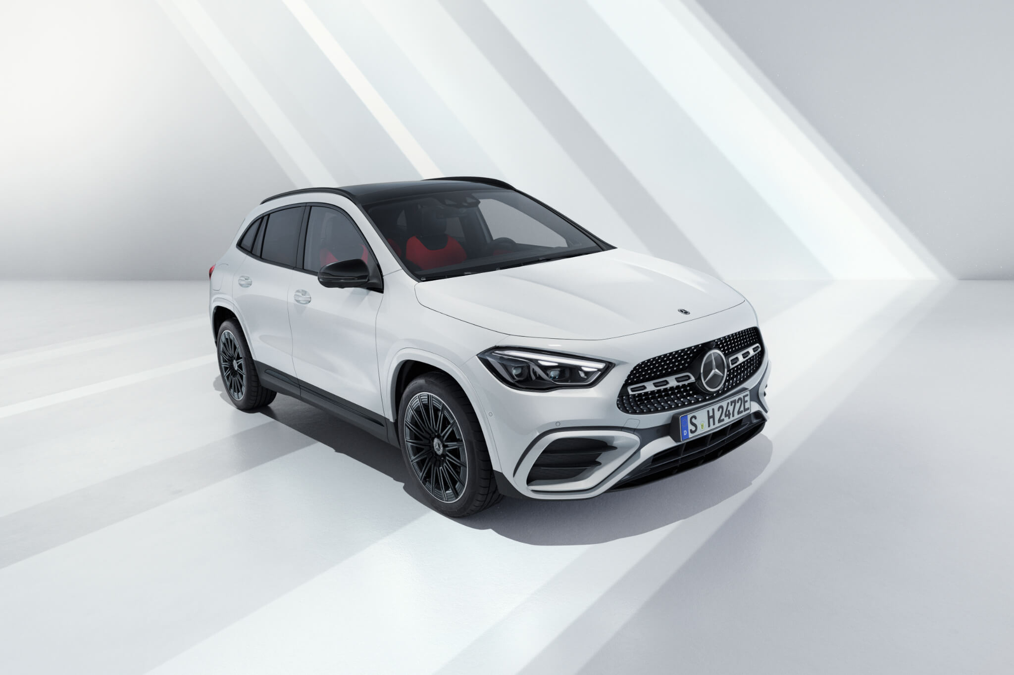 SUV compacto desportivo com inúmeras inovações: o novo Mercedes-Benz GLA 18