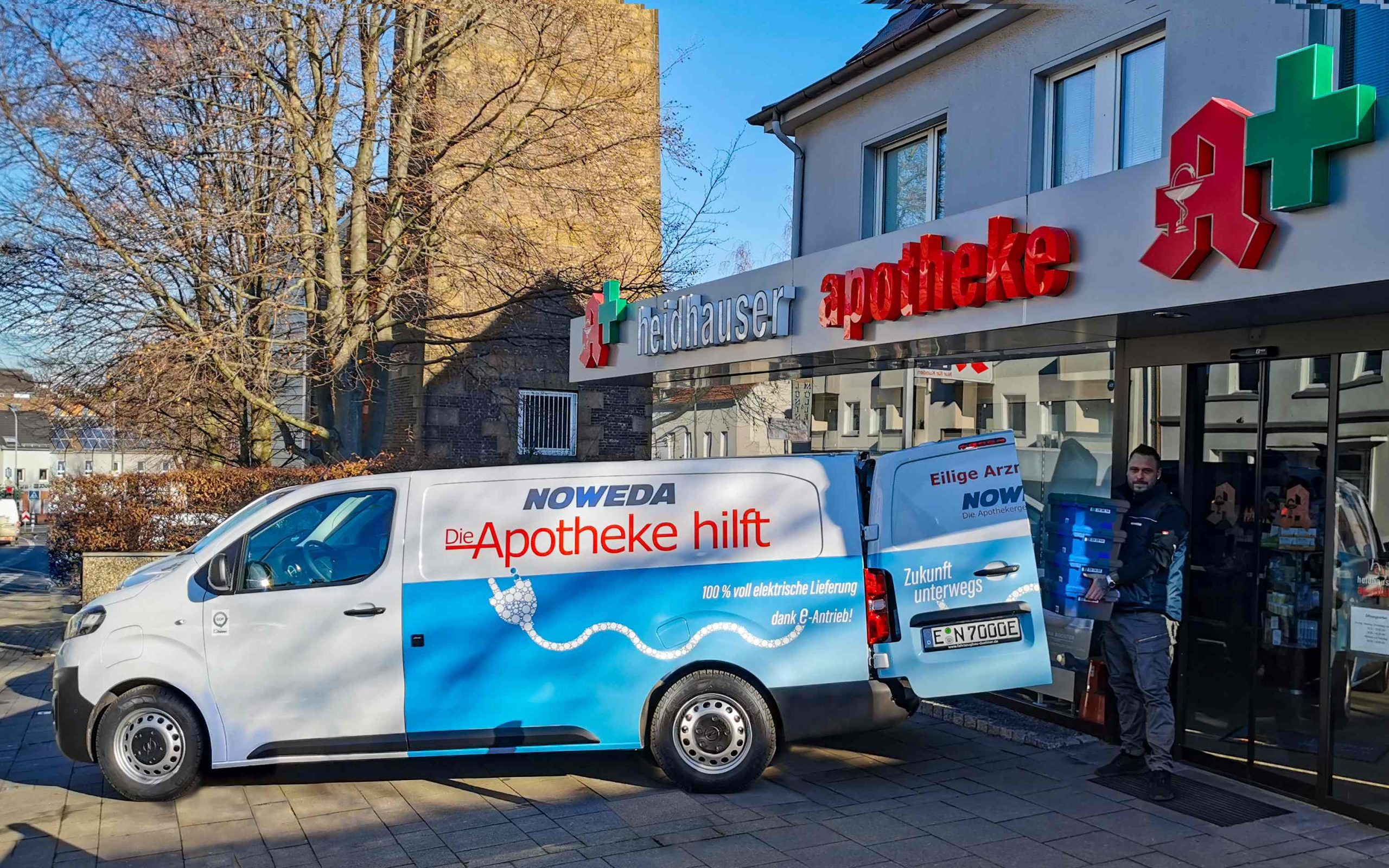 Entregas de produtos farmacêuticos refrigerados com os Opel Vivaro-e e Vivaro-e HYDROGEN 17