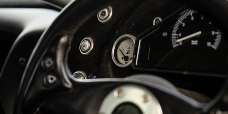 TVR Cerbera Speed 12 procura novo proprietário! 23