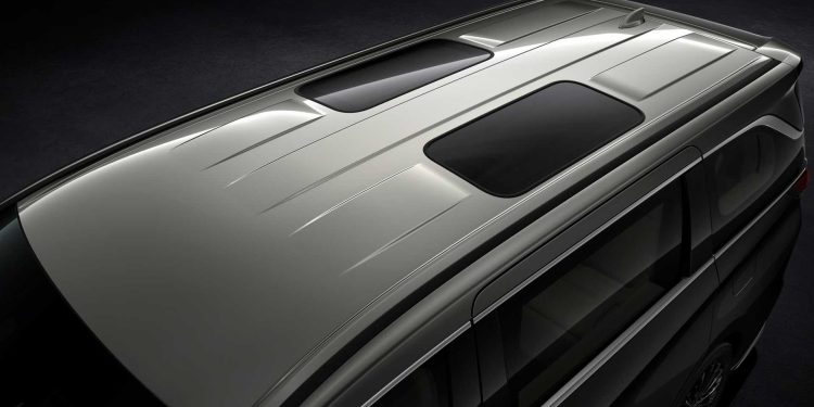 Lexus LM 350h : Monovolume de luxo em estreia mundial 39