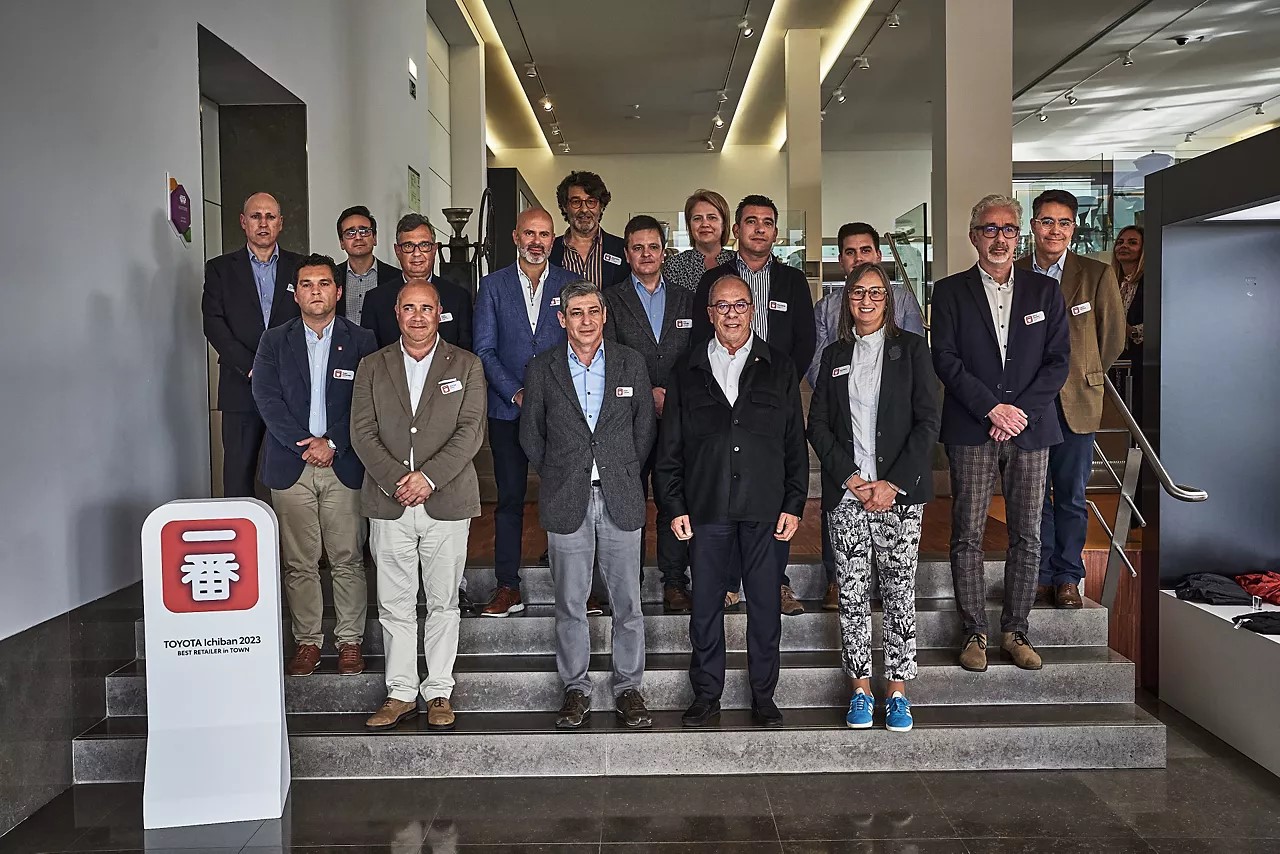 Caetano Auto Aveiro vence prémio europeu de excelência atribuído pela Toyota Motor Europe 14
