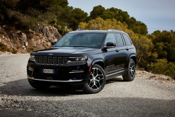 O novíssimo Grand Cherokee em grande destaque entre a gama completa Jeep® 4xe 13