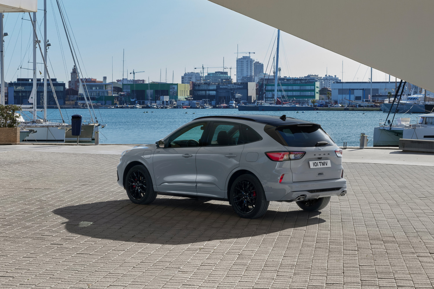 Novo Ford Kuga Graphite Tech Edition Oferece De Série Um Design Exclusivo E Avançados Sistemas De Condução 20