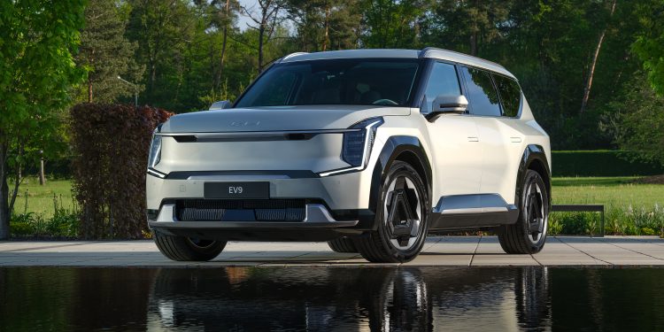 Kia EV9 antecipa SUV do futuro 28