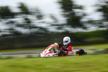 Lourenço Antunes com grande evolução no Campeonato Portugal de Karting! 17