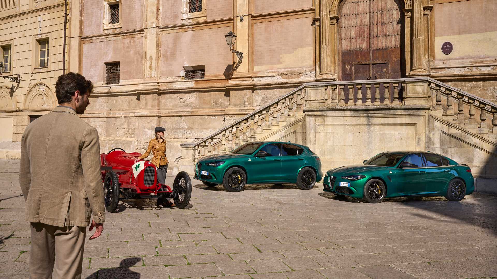 "Quadrifoglio 100° Anniversario": A edição limitada do Giulia e do Stelvio que celebra um século lendário já esgotou 17