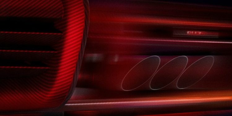 Aston Martin Valour: Charme "retro" com V12 de 705 cavalos! 35