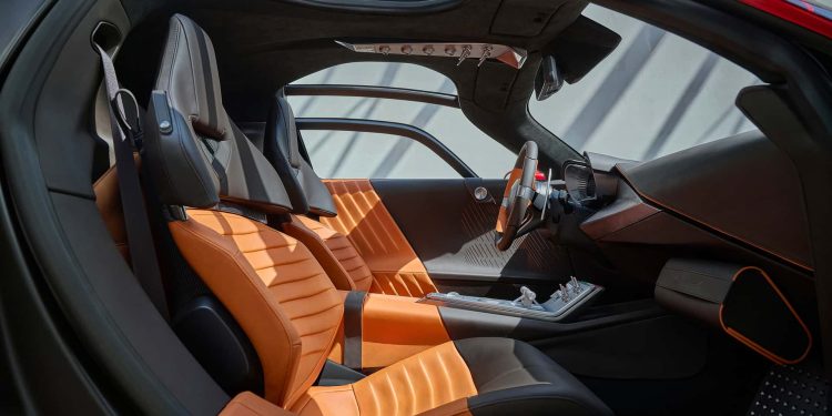 Alfa Romeo 33 Stradale vence o Troféu de Design atribuído pela L'Automobile Magazine 34