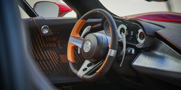 Alfa Romeo 33 Stradale vence o Troféu de Design atribuído pela L'Automobile Magazine 41