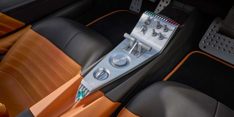 Alfa Romeo 33 Stradale vence o Troféu de Design atribuído pela L'Automobile Magazine 31