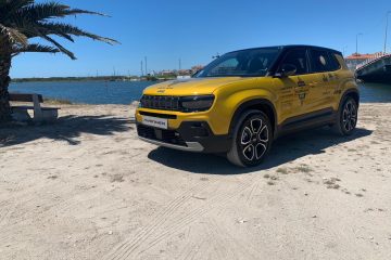 Automóveis do Mondego e Corvauto, em conjunto com a marca Jeep, apoiam o evento Miss Quebramar Cup 46