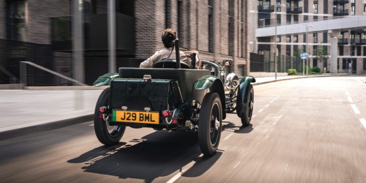 Este Bentley Blower Elétrico é o "brinquedo" que queriamos ter na garagem! 25