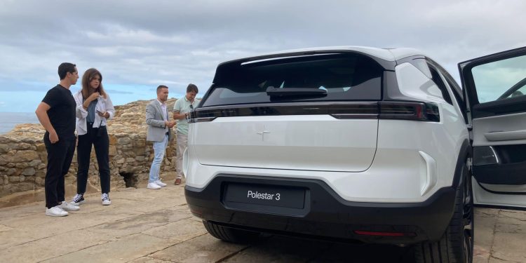 A Carzoom foi conhecer o novo Polestar 3 21