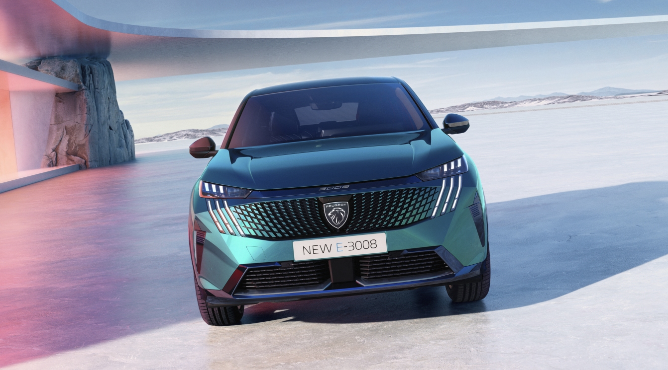 Novo E-3008 SUV fastback elétrico 16