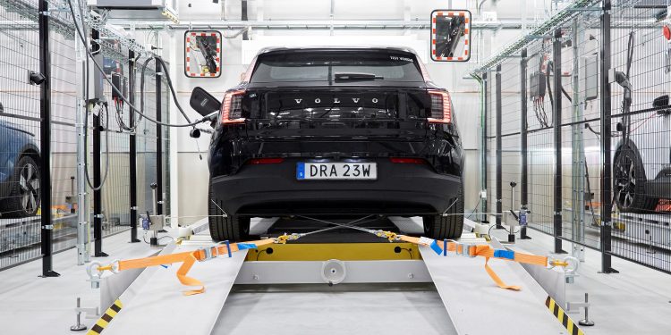 Volvo Cars inaugura Novo Software Center na Suécia 17