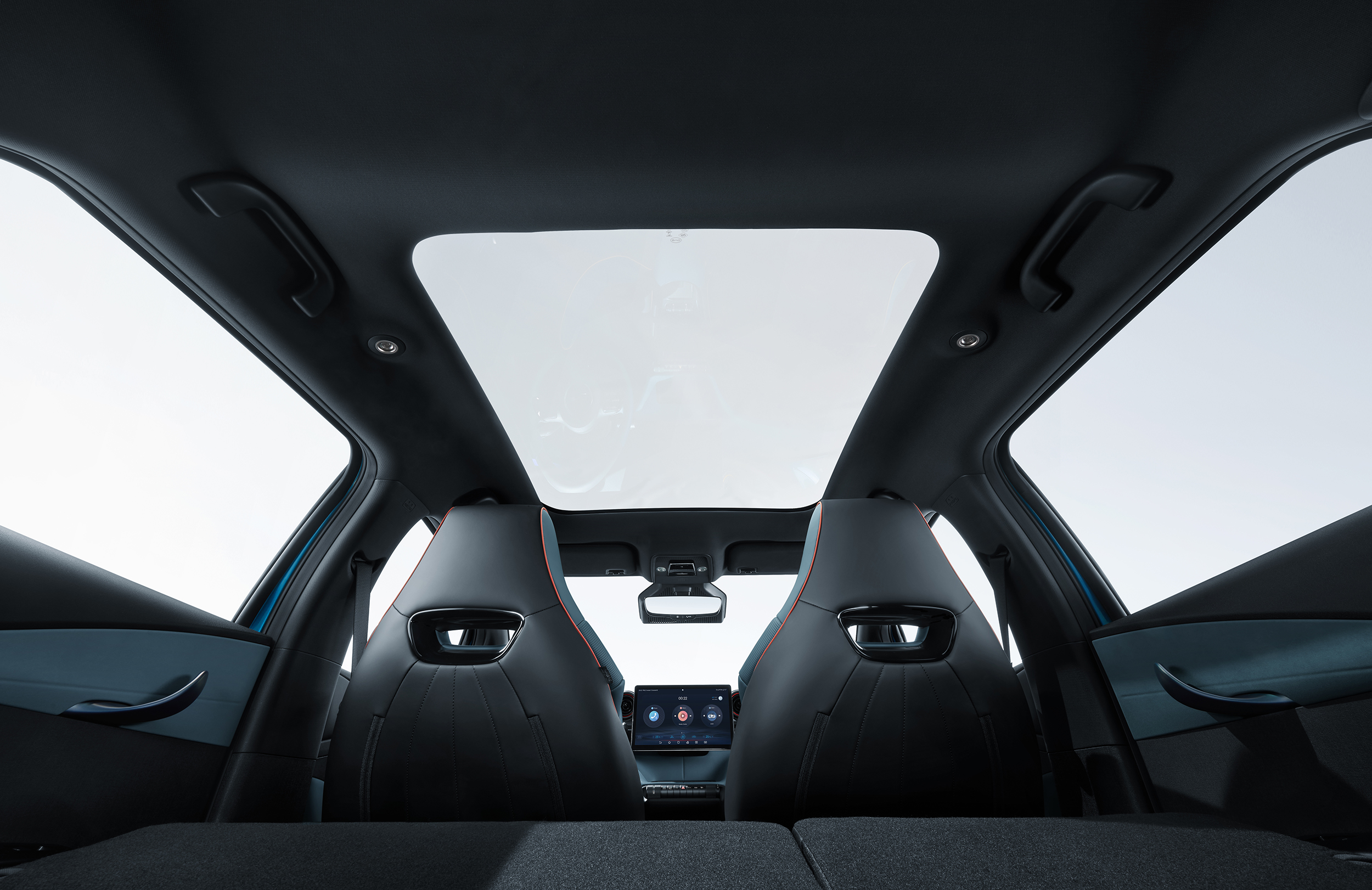 A BYD apresentou o BYD DOLPHIN em Portugal e a CarZoom esteve lá 43