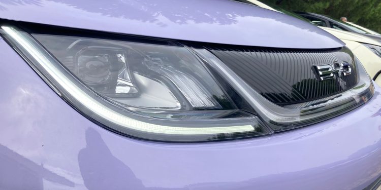A BYD apresentou o BYD DOLPHIN em Portugal e a CarZoom esteve lá 33