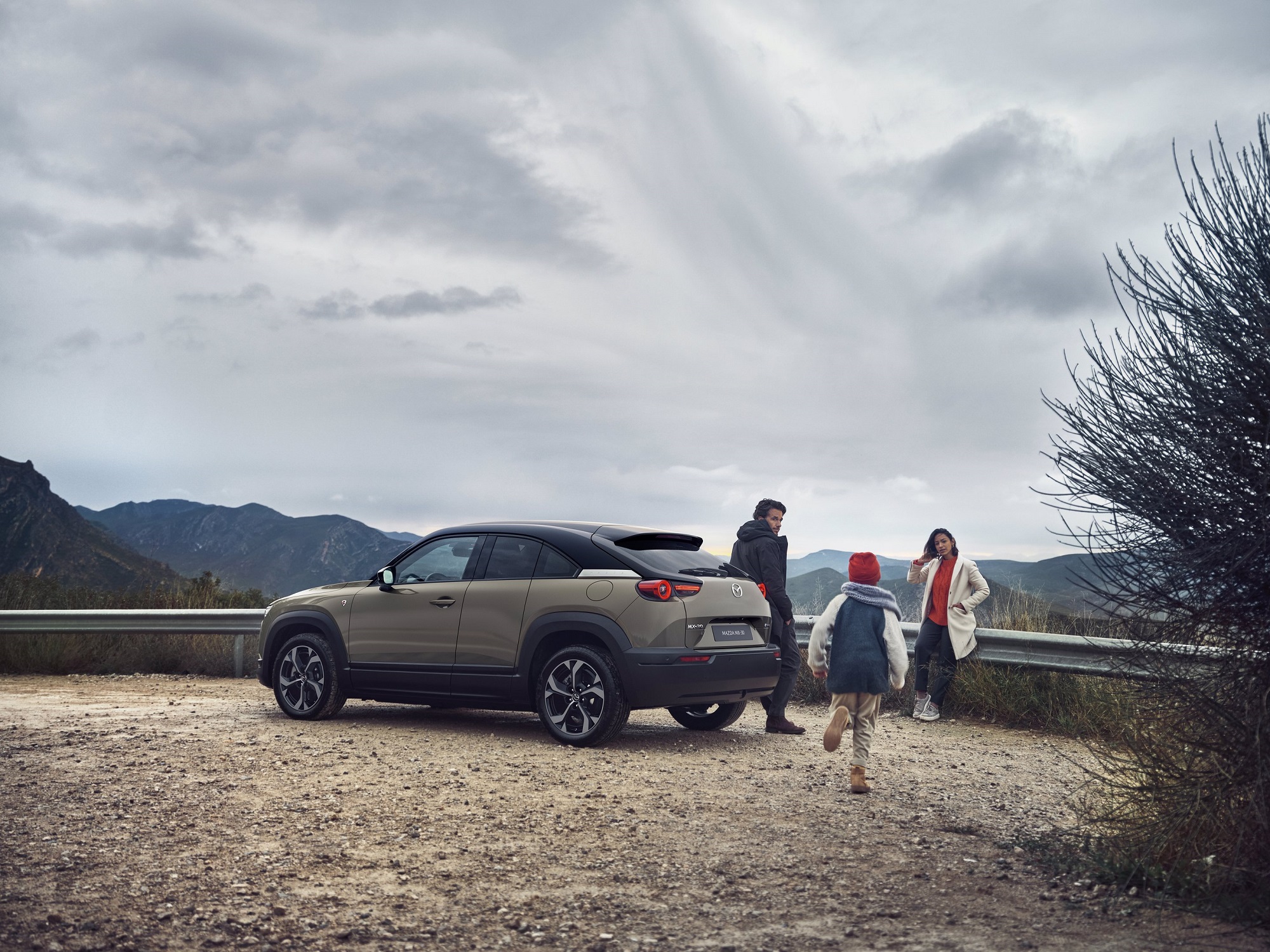‘Mazda Happy Week’ convida clientes e público em geral a visitar um Concessionário Mazda 16