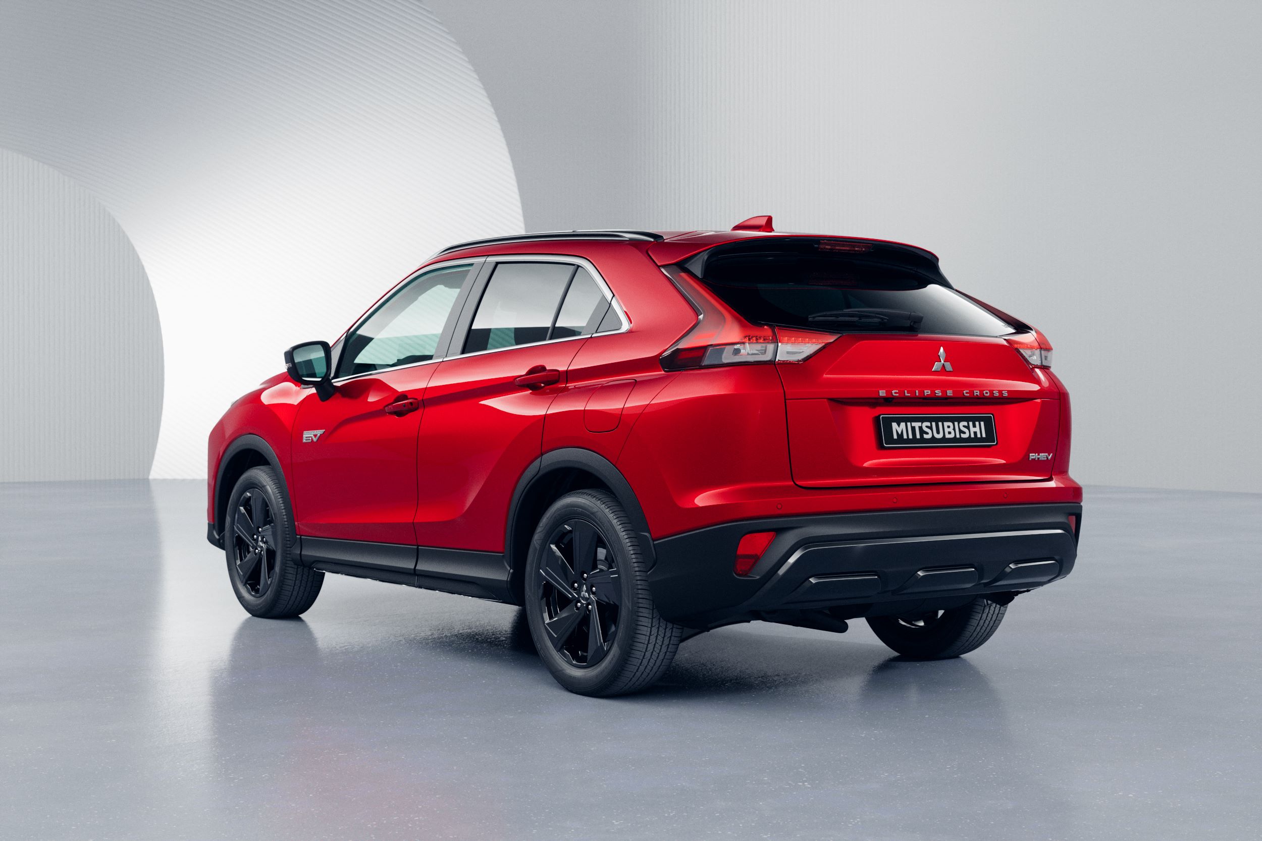 Mitsubishi lança versões "Black Edition" do ASX e Eclipse Cross PHEV 17