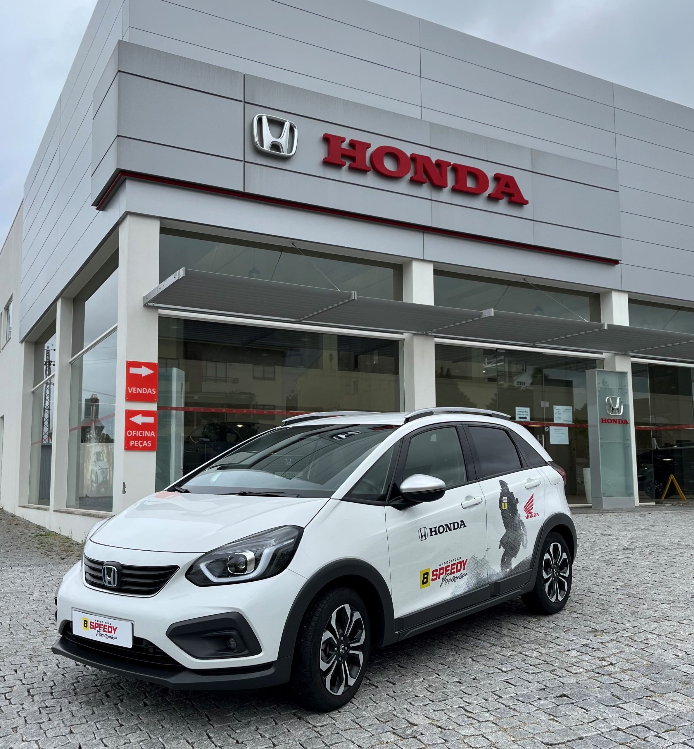 Honda e Associação Speedy Forever criam escultura em homenagem ao piloto Paulo Gonçalves 14