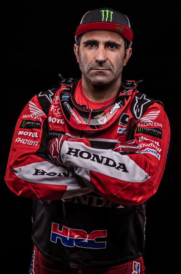 Honda e Associação Speedy Forever criam escultura em homenagem ao piloto Paulo Gonçalves 13