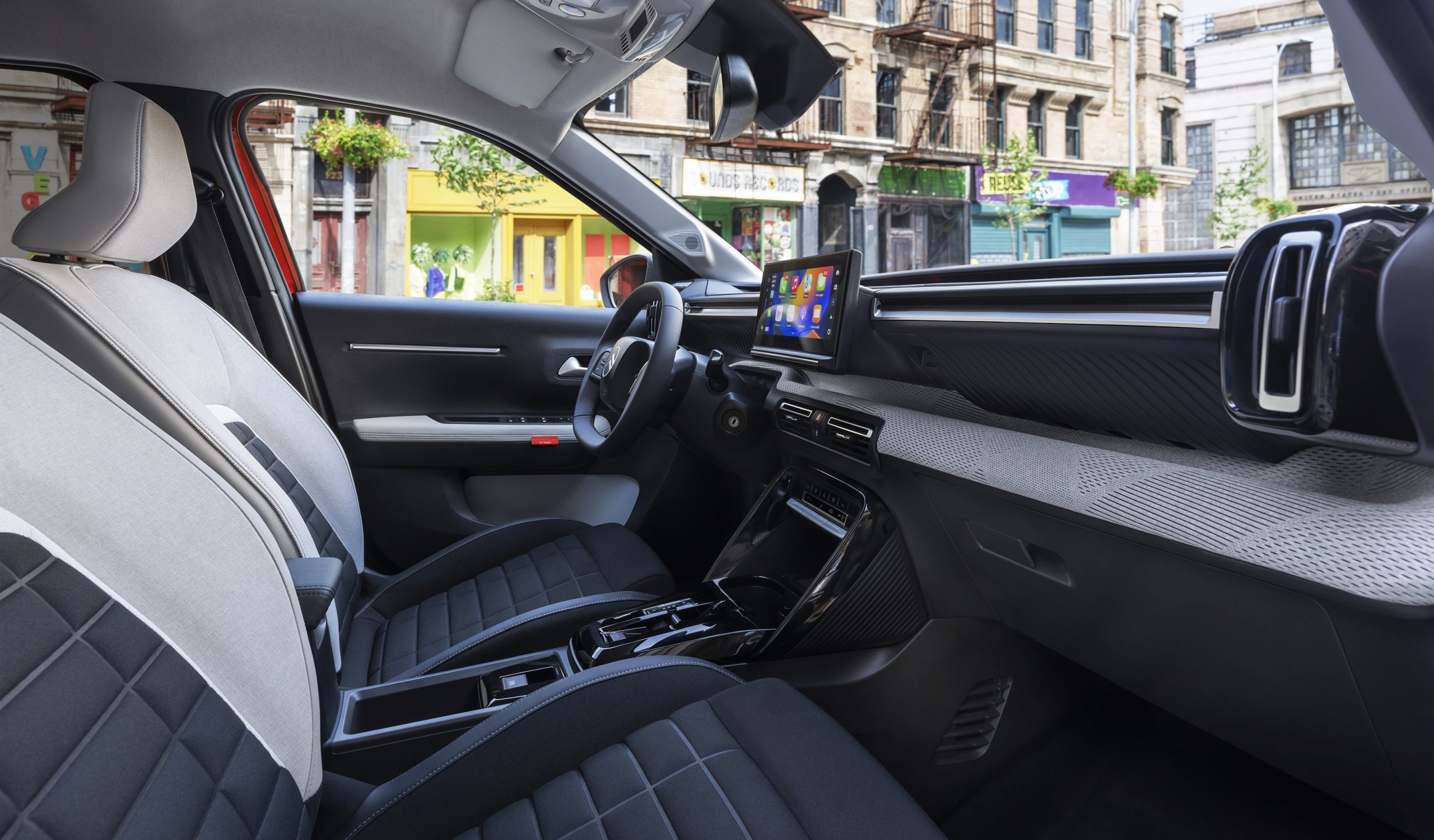 O novo Citroën ë-C3 venceu o prémio "Ecobest 2024” da Autobest 14
