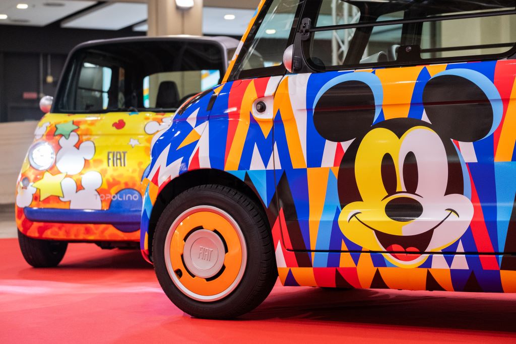 Os Fiat Topolino dedicados ao Mickey Mouse dão cor à Rampa Norte de Lingotto 17