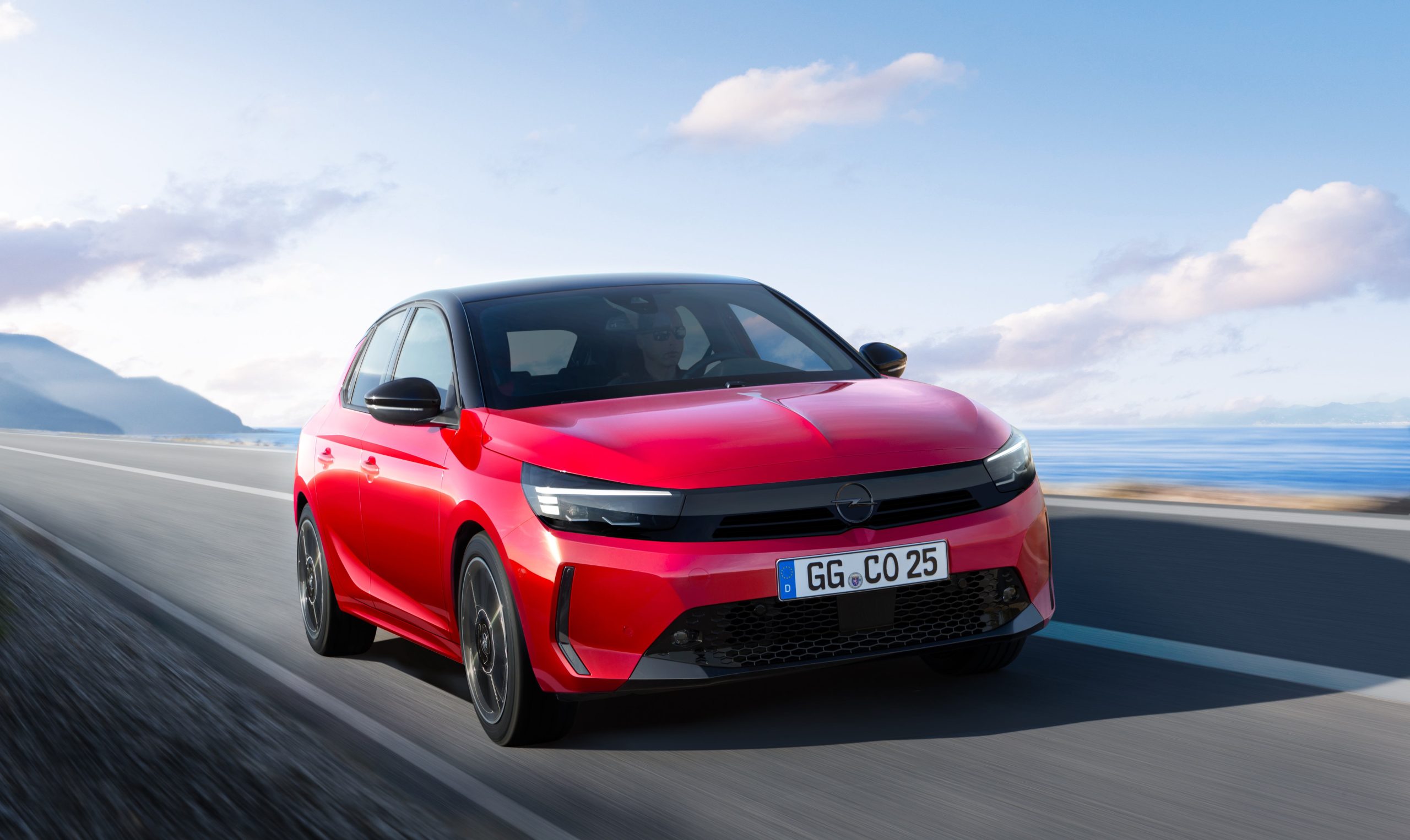 Opel Corsa foi o automóvel pequeno mais vendido na Alemanha em 2023 14