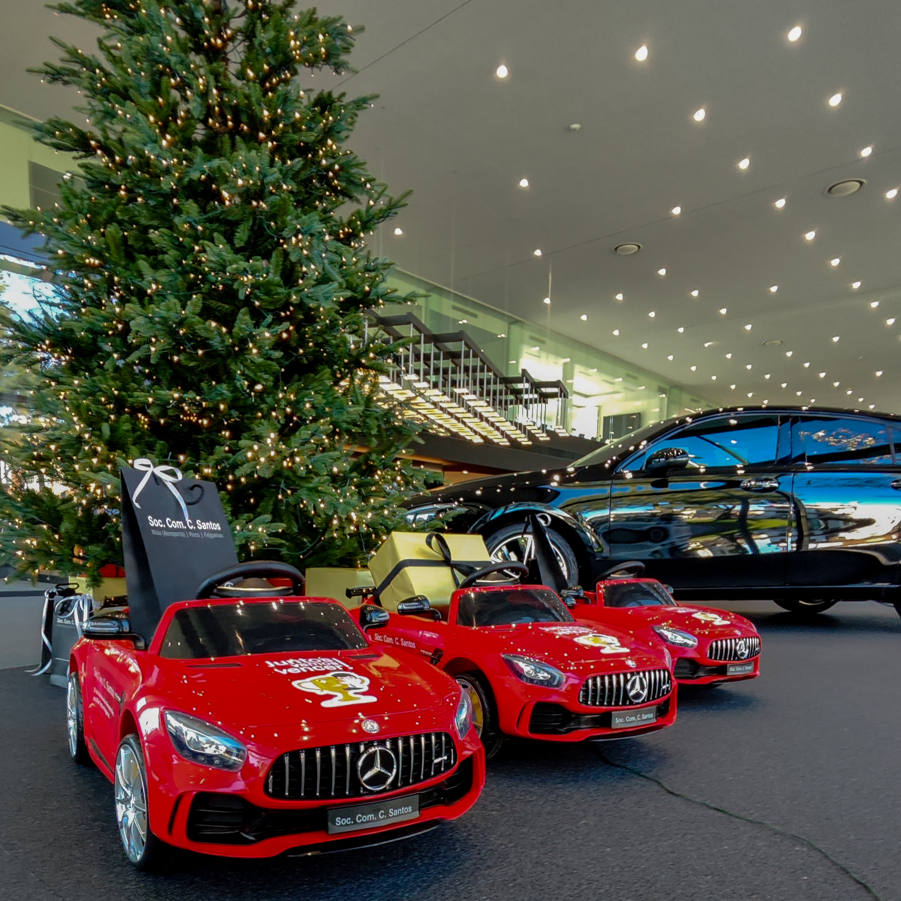 Soc. Com. C. Santos cede veículos infantis elétricos a hospitais Trofa Saúde 15