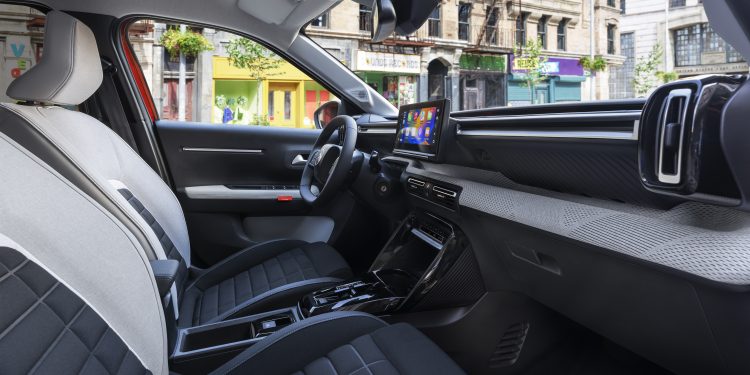 Citroën apresenta o ë-C3 em Portugal e a Carzoom esteve lá 55
