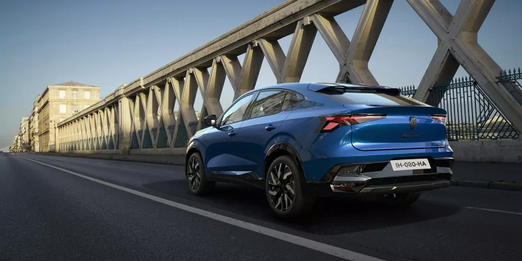 Renault Rafale E-Tech full hybrid já está disponível para encomenda em Portugal 42