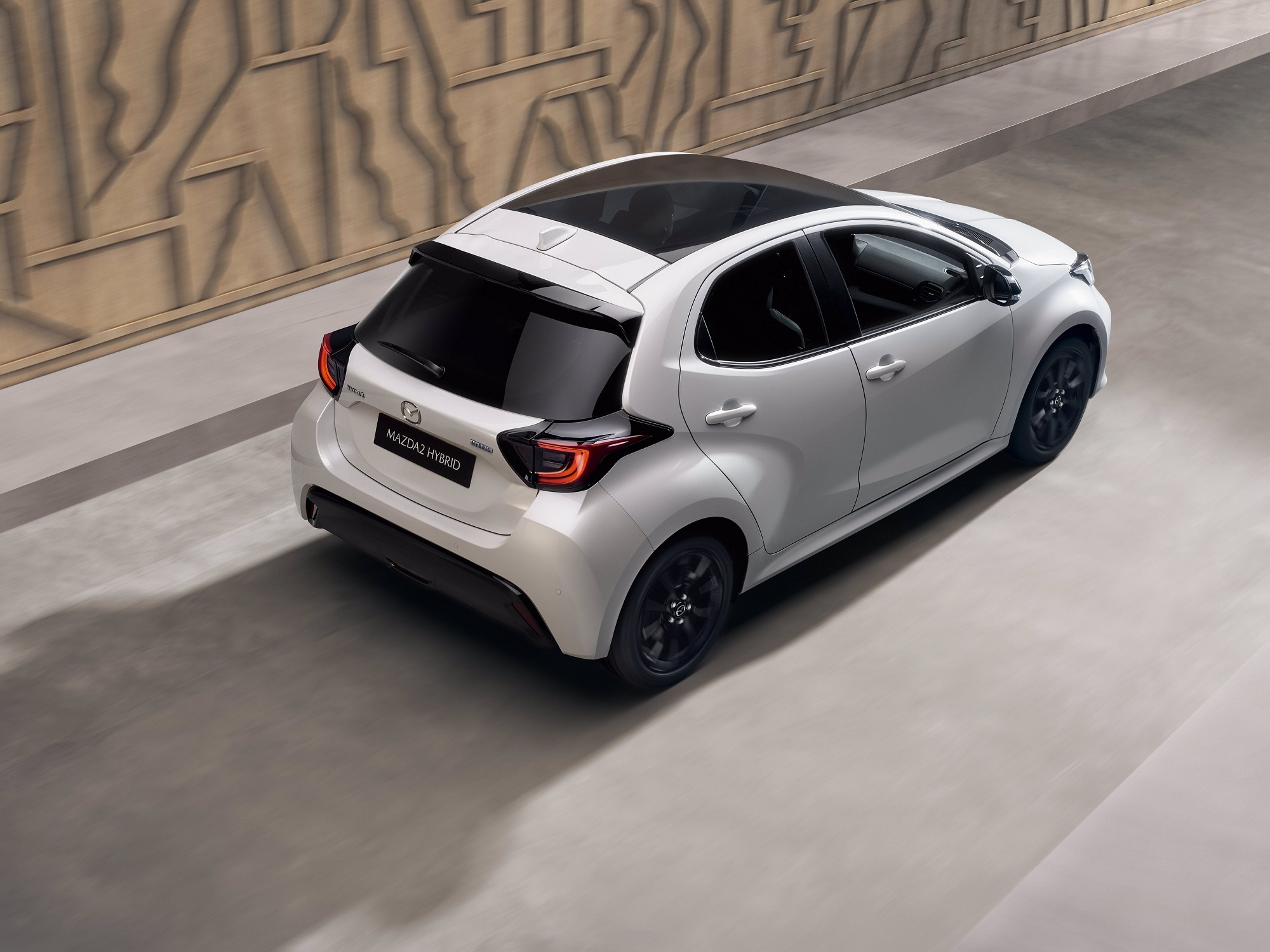 Mazda Stories | Jan Bajtlik reimagina as cidades com o Mazda2 Hybrid 18
