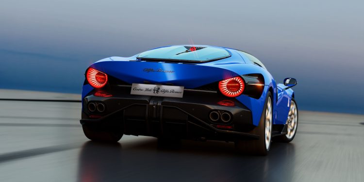 Alfa Romeo 33 Stradale vence o Troféu de Design atribuído pela L'Automobile Magazine 19