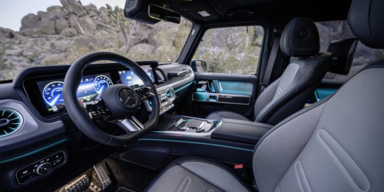 Mercedes-Benz Classe G 580 com Tecnologia EQ. O todo-o-terreno eletrificado 31