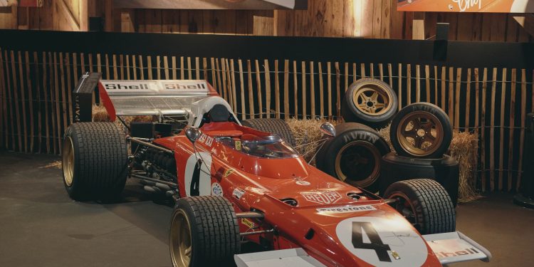 Karl-Friedrich Scheufele e Jacky Ickx apresentam o novo Mille Miglia Classic Chronograph JX7 25