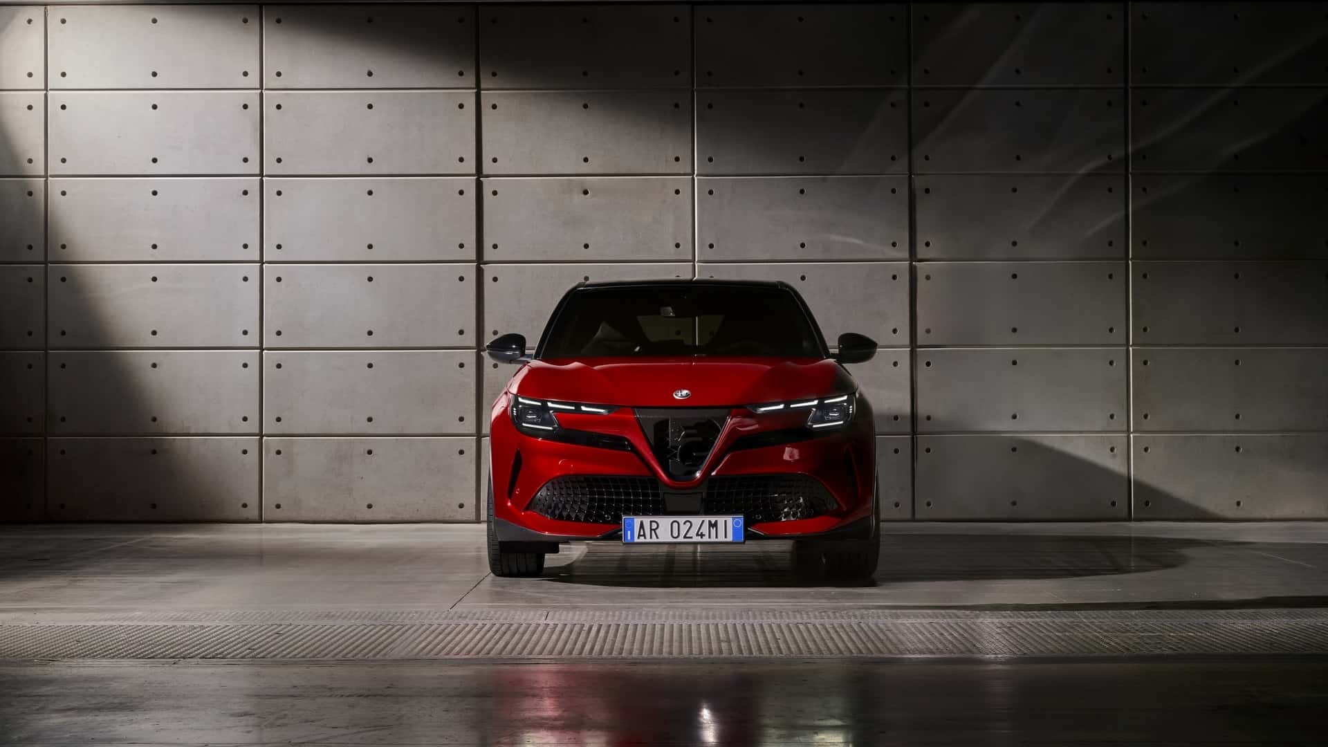 Novo Alfa Romeo Milano: A desportividade torna-se compacta (videos) 24