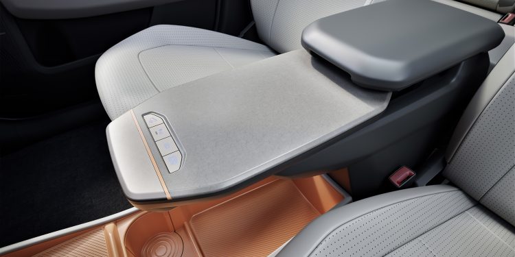 Kia EV3 eleva o patamar de SUV elétrico com tecnologia e design acima da sua classe 22