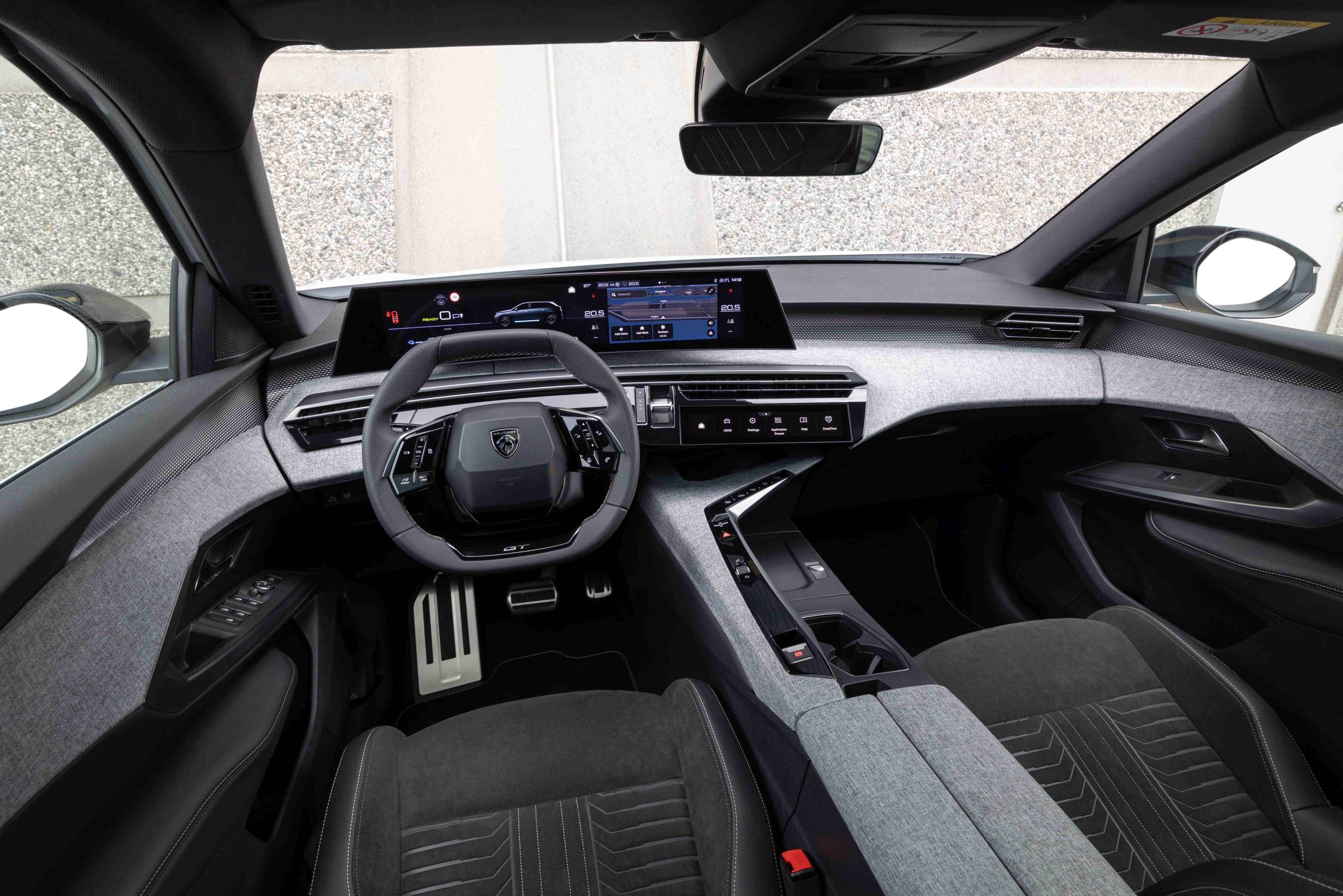 Novos PEUGEOT 5008 & E-5008 chegam ao mercado Nacional em Setembro 21