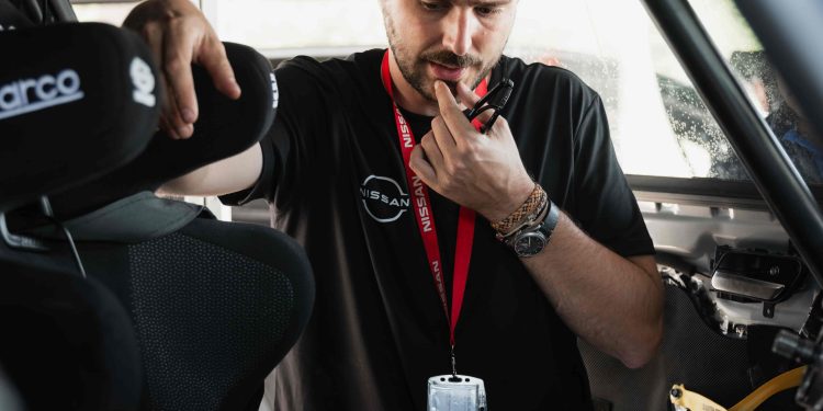 Equipa de engenheiros da Nissan termina o Rali Baja Aragón no X-TRAIL e-POWER e-4ORCE 18