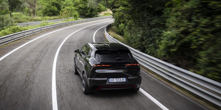 Ano de 2025 da Alfa Romeo arranca forte com o Junior 16